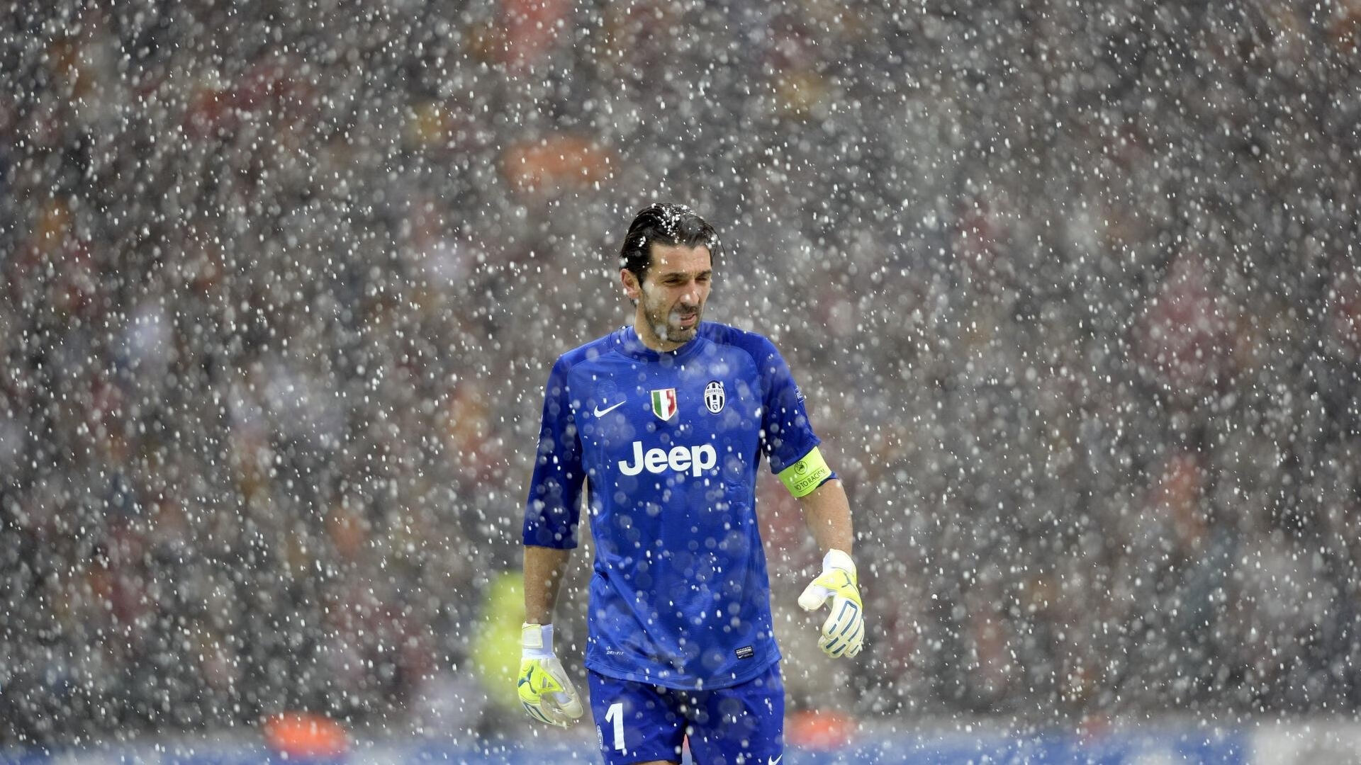 九游sports-谷爱凌录制课程分享滑雪安全知识，谷爱凌滑雪大跳台